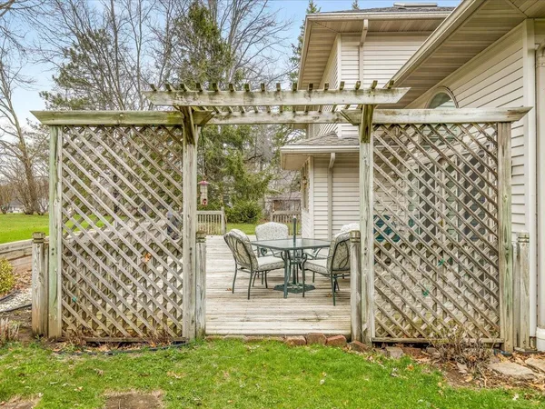 $415,000 | 659 Southgate Drive, Lake Summerset, IL 61019