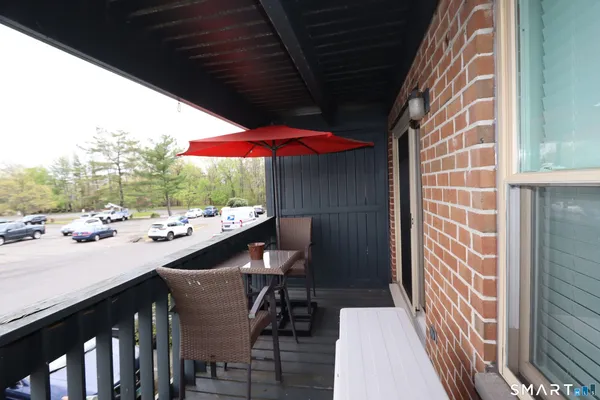 $229,900 | 140 Kane Street, Unit B9, West Hartford, CT 06119