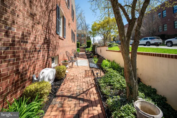 $620,000 | 1901 Dorcas Lane, Wilmington, DE 19806
