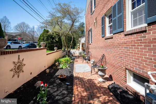 $620,000 | 1901 Dorcas Lane, Wilmington, DE 19806