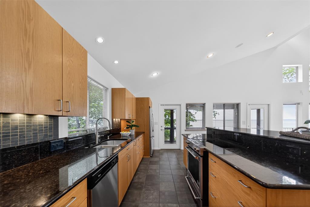 20998 Kiva Circle Flint, TX 75762 - Photo 8 of 40