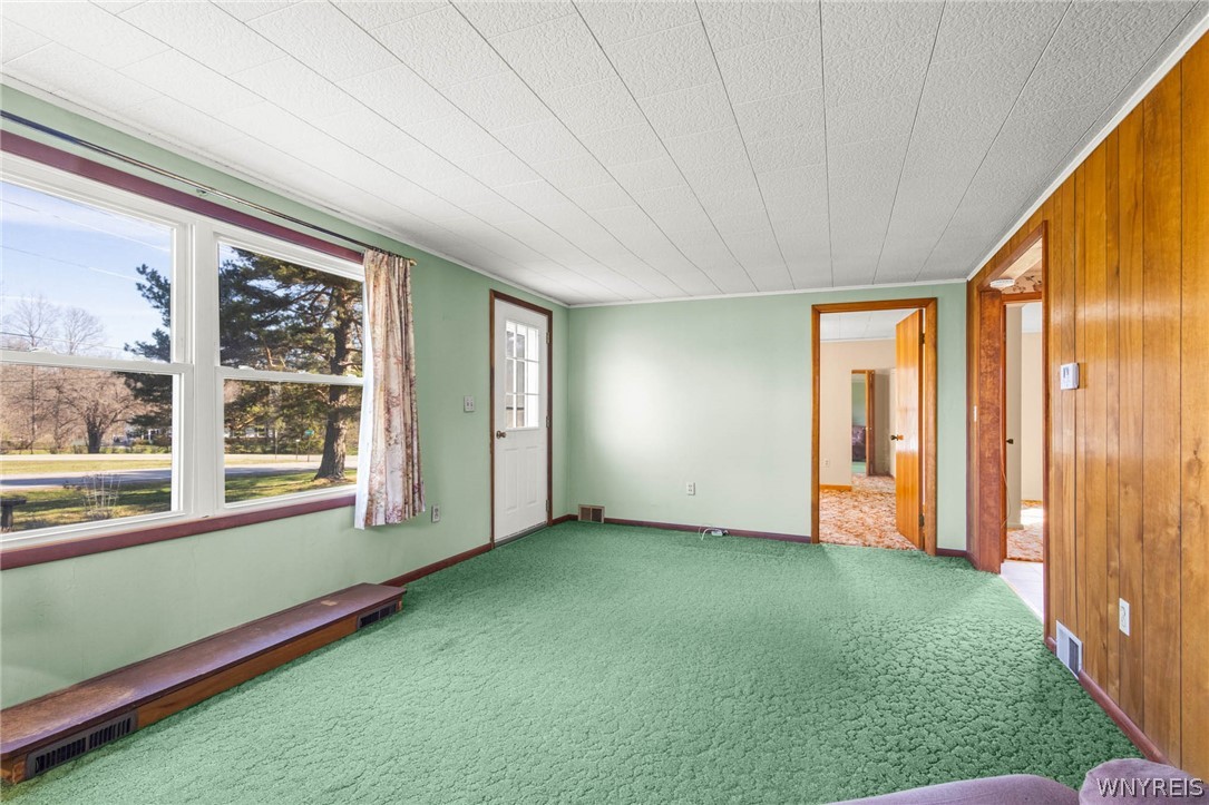 1194 Akron Road Pembroke, NY 14036 - Photo 9 of 38