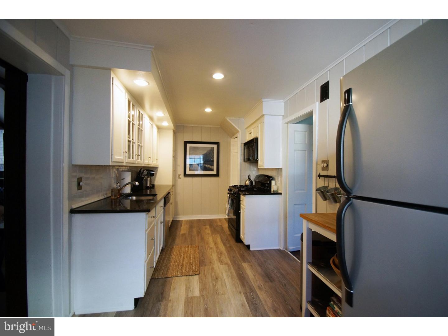 217 Earlington Road Havertown, PA 19083 - Photo 8 of 18 Gallery Image 8