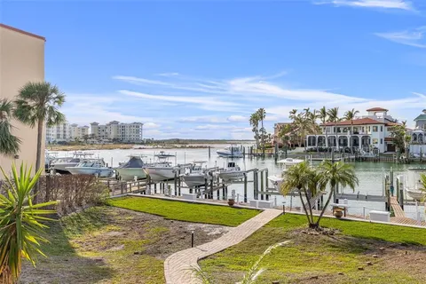$800,000 | 936 Pinellas Bayway South, Unit T10, St. Petersburg, FL 33715