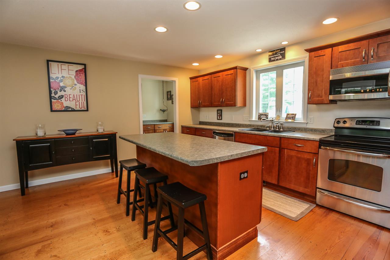 265 Candia Road Chester, NH 03036 - Photo 5 of 32
