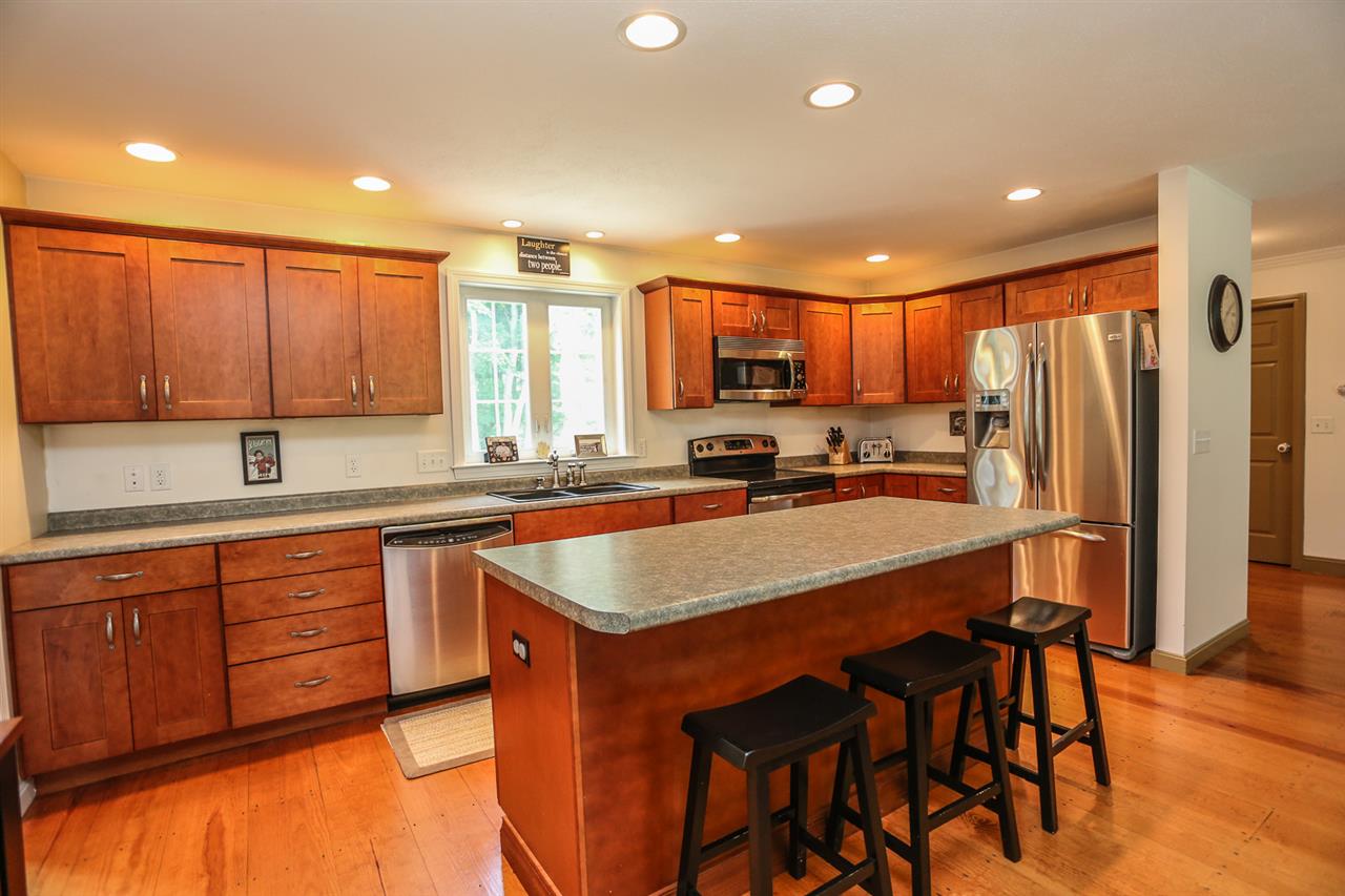 265 Candia Road Chester, NH 03036 - Photo 7 of 32
