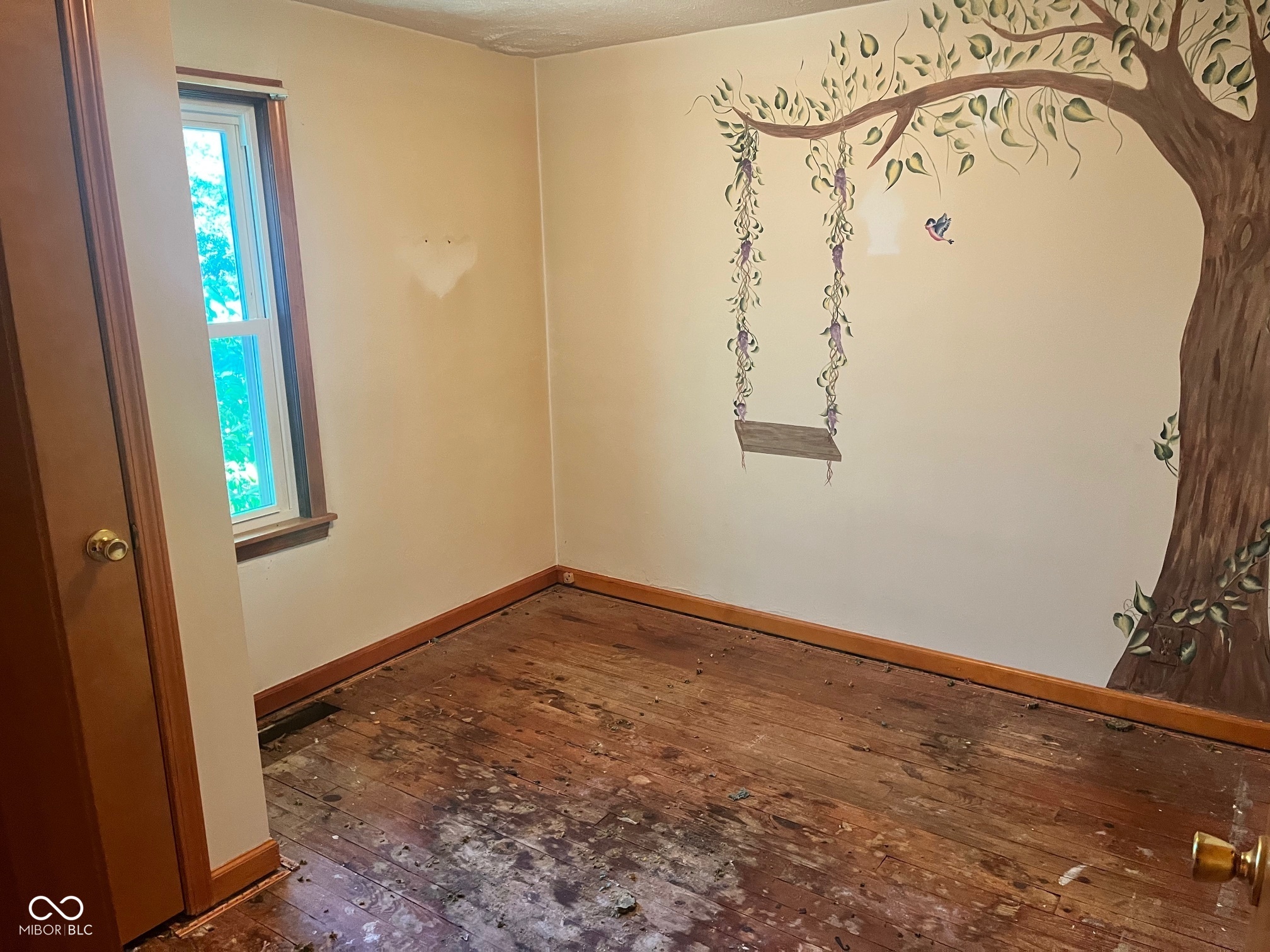 6407 Bluff Road Indianapolis, IN 46217 - Photo 9 of 17 Gallery Image 9
