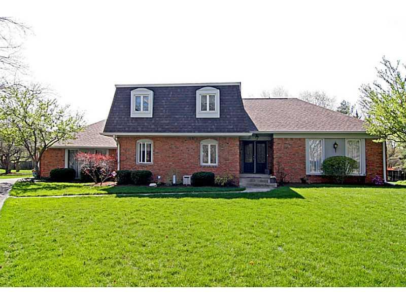 8730 Shagbark Road Indianapolis, IN 46260 - Photo 1 of 24 Gallery Image 1