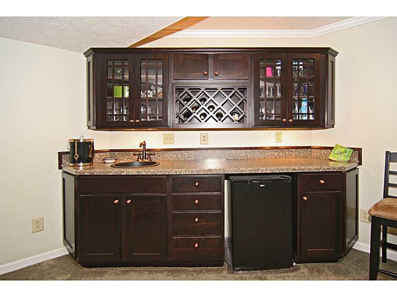8730 Shagbark Road Indianapolis, IN 46260 - Photo 12 of 24 Gallery Image 12