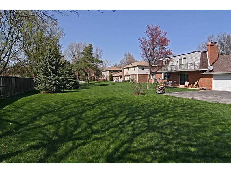 8730 Shagbark Road Indianapolis, IN 46260 - Photo 24 of 24 Gallery Image 24