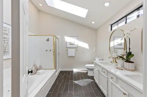 $2,495,000 | 1028 Bermuda Drive, San Mateo, CA 94403