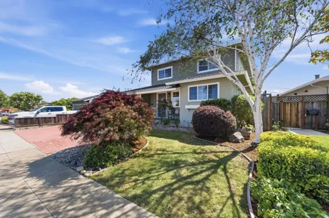 $2,495,000 | 1028 Bermuda Drive, San Mateo, CA 94403