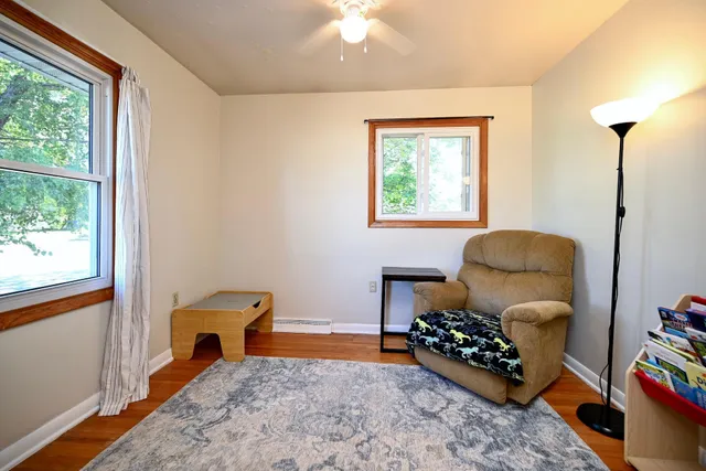 $267,400 | 240 6th Street Southwest, Plainview, MN 55964