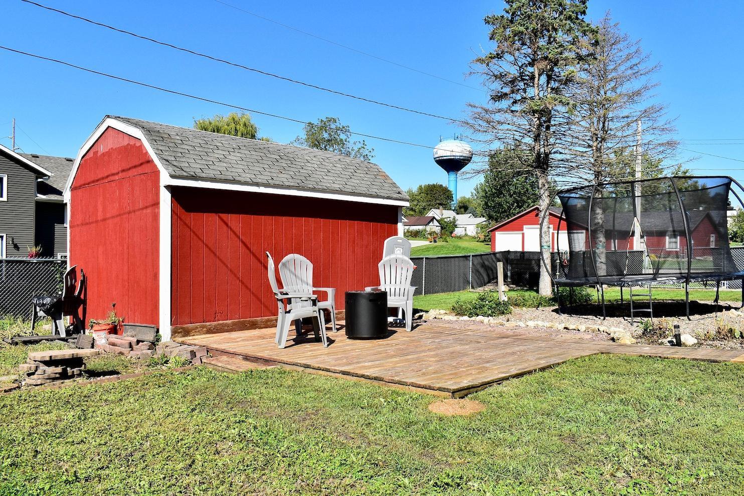 240 6th Street Southwest Plainview, MN 55964 - Photo 24 of 30