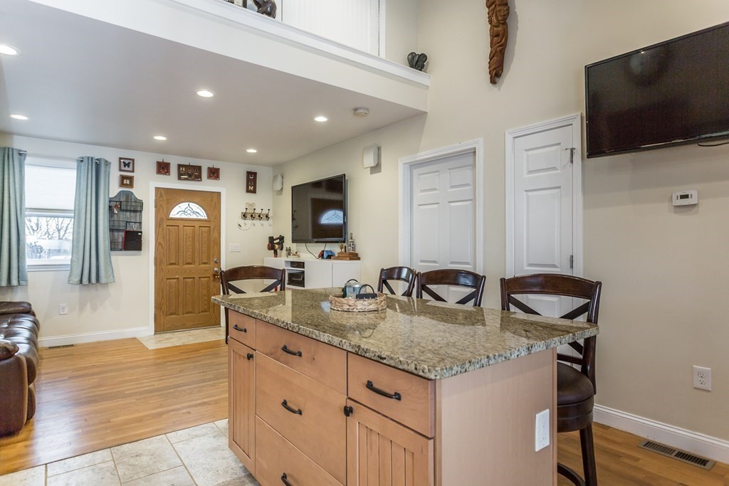 64 Overlook Road Weymouth, MA 02189 - Photo 8 of 19 Gallery Image 8