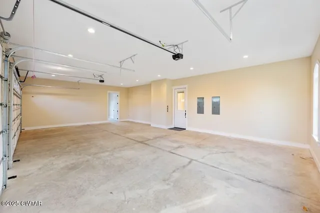 $2,450,000 | 425 Shoreview Lane, Huntingdon, TN 38344