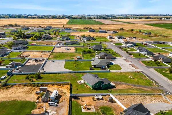 $555,000 | 2495 East 3758th Street North, Twin Falls, ID 83301