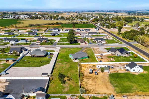 $555,000 | 2495 East 3758th Street North, Twin Falls, ID 83301