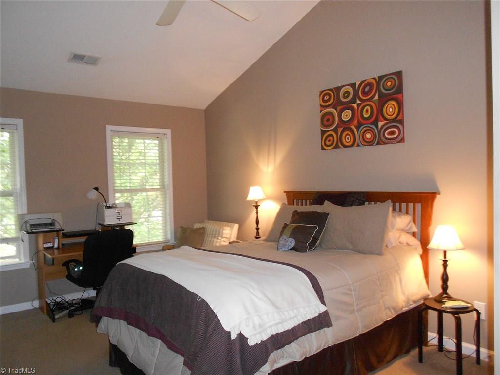 3724 Shadow Ridge Drive High Point, NC 27265 - Photo 12 of 14 Gallery Image 12