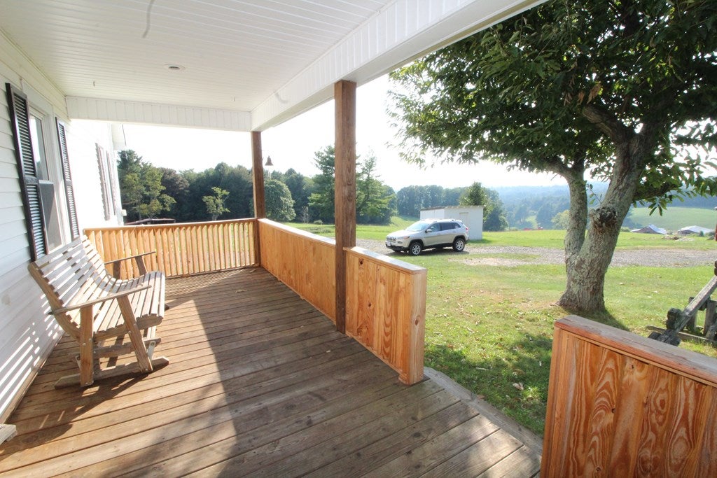 2458 Mallory Road Galax, VA 24333 - Photo 36 of 74 Gallery Image 36