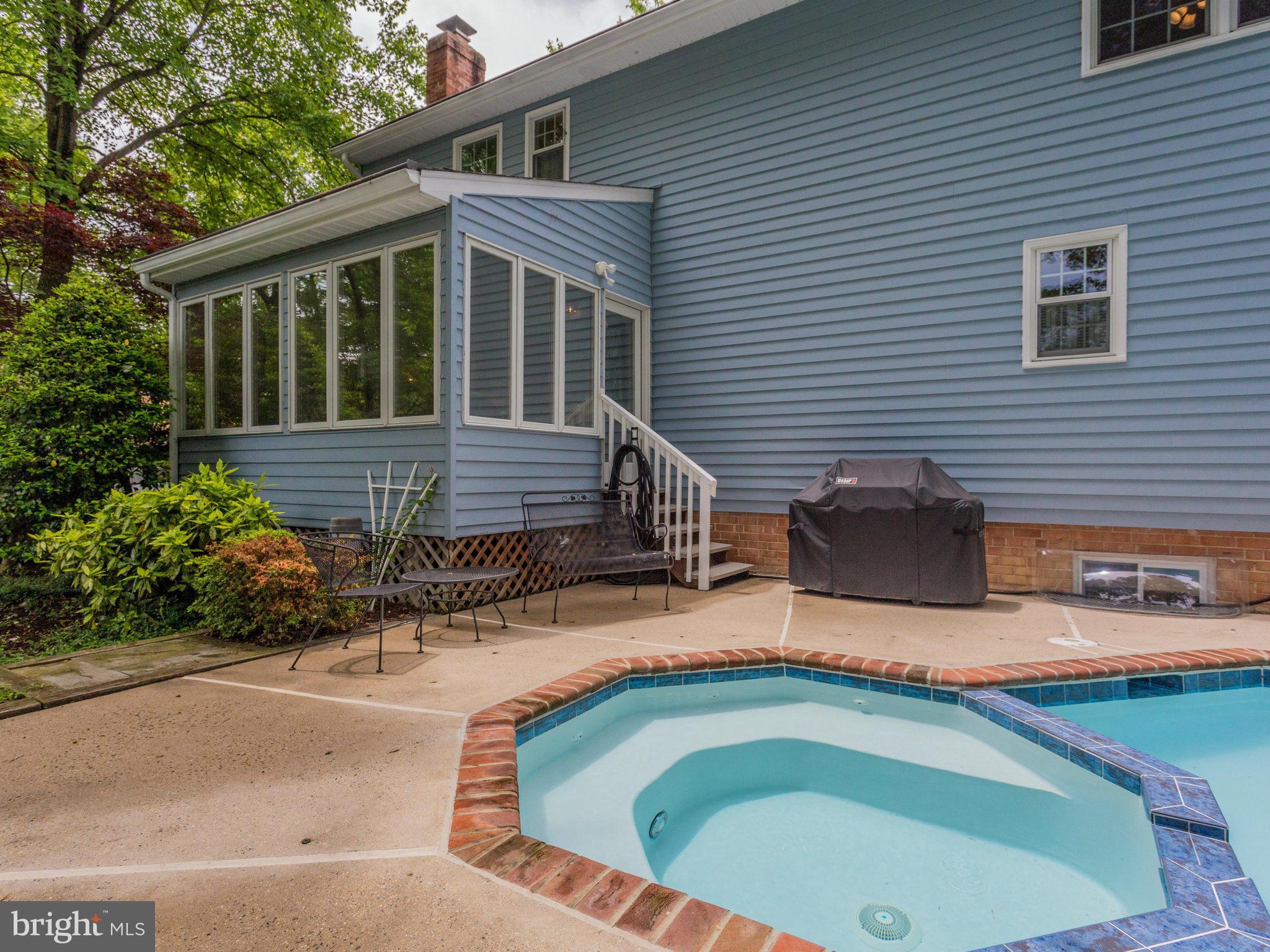 8235 Crown Court Road Alexandria, VA 22308 - Photo 23 of 26 Exterior (General)