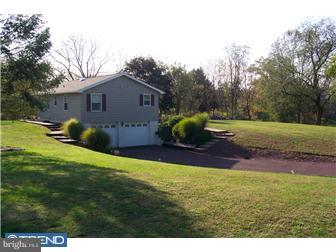 1370 Tagart Road Pennsburg, PA 18073 - Photo 9 of 12 Gallery Image 9