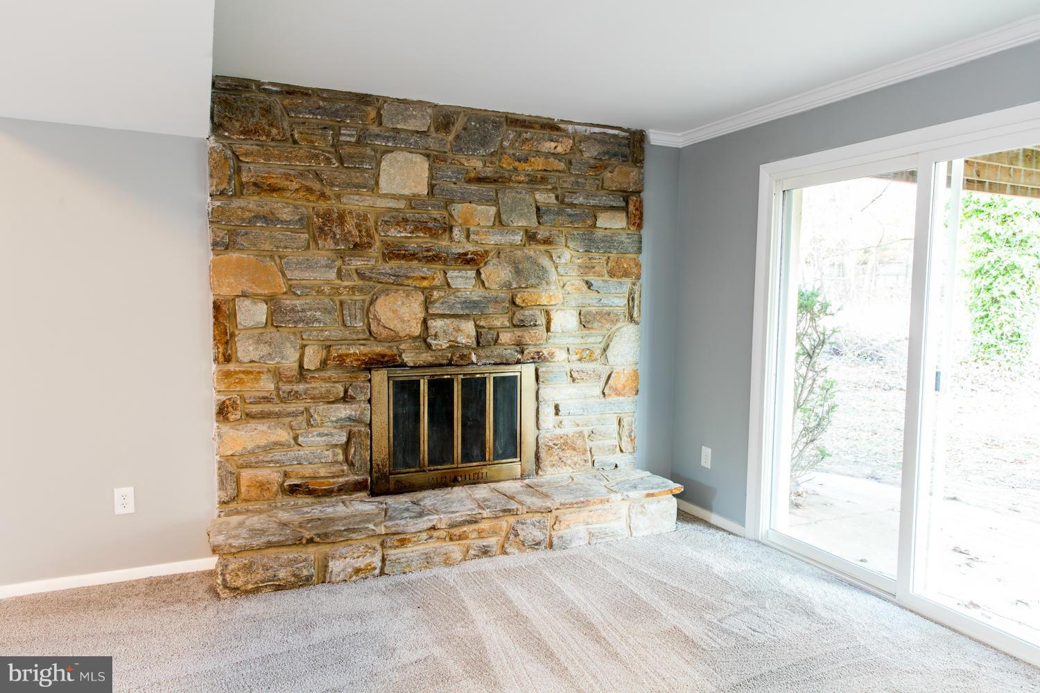 37 Robinson Road Severna Park, MD 21146 - Photo 16 of 25 Interior (General)