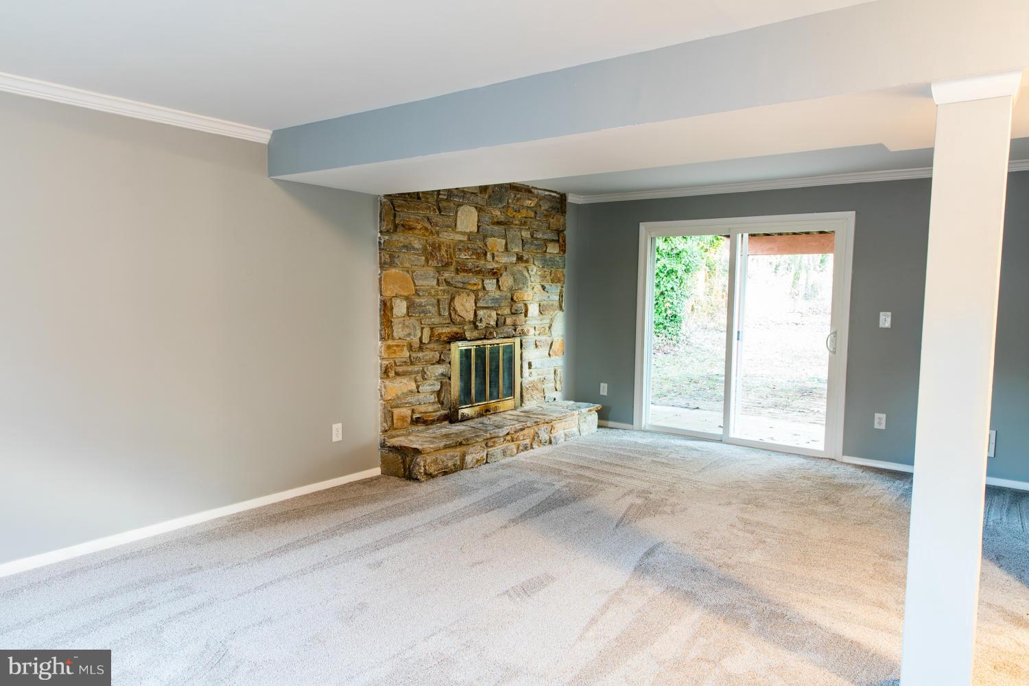 37 Robinson Road Severna Park, MD 21146 - Photo 17 of 25 Interior (General)