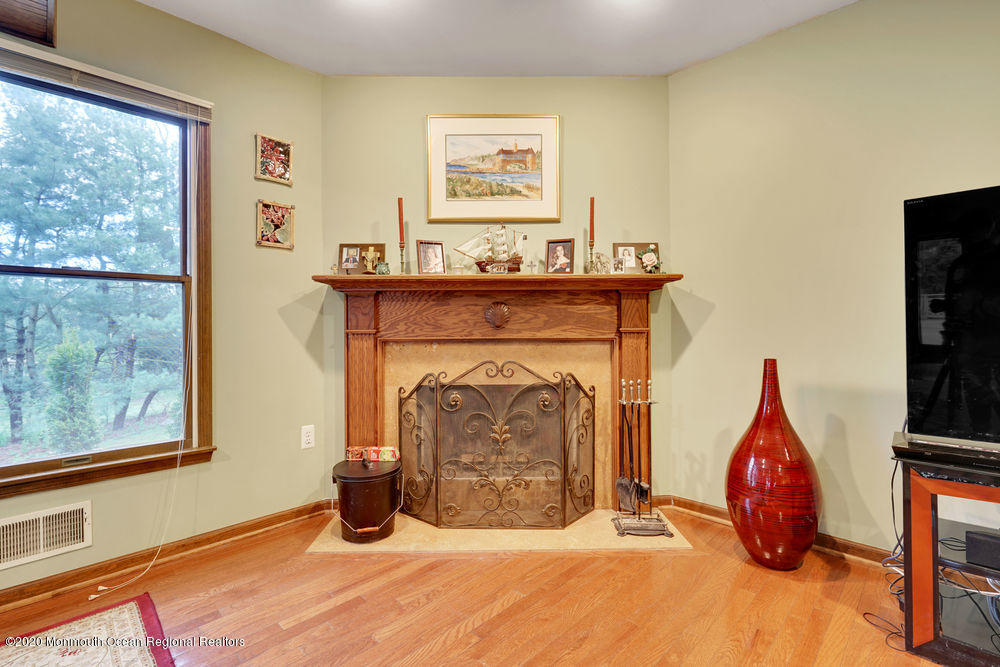 16 Woods Road West Long Branch, NJ 07764 - Photo 15 of 38