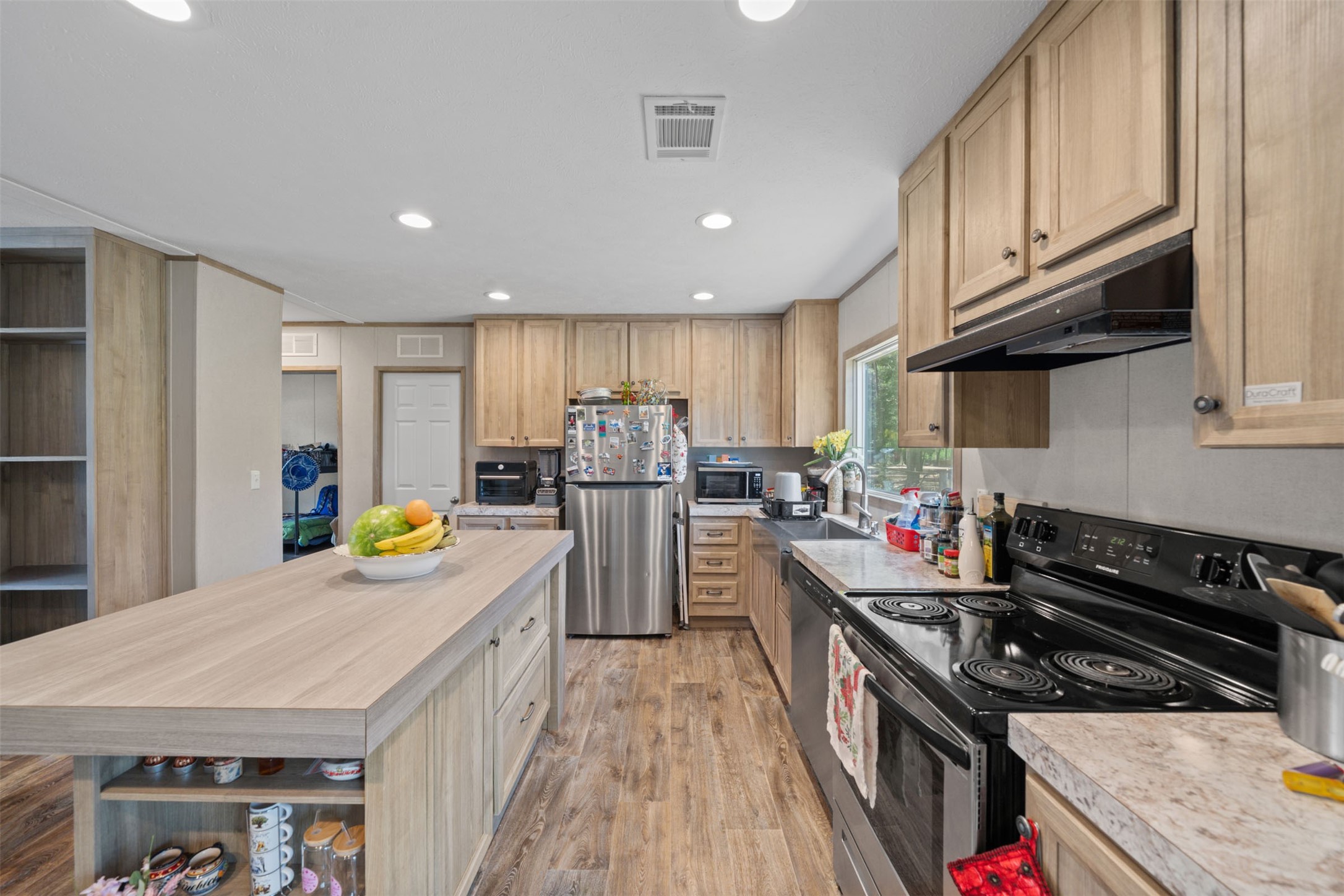 404 County Road 3295 Cleveland, TX 77327 - Photo 13 of 45