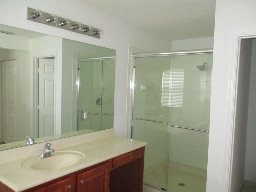 8887 Chestnut Ridge Way Boynton Beach, FL 33473 - Photo 6 of 14 master shower