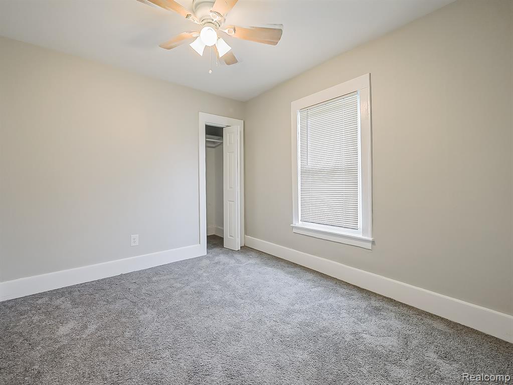 245 South Edith Street Pontiac, MI 48342 - Photo 15 of 30
