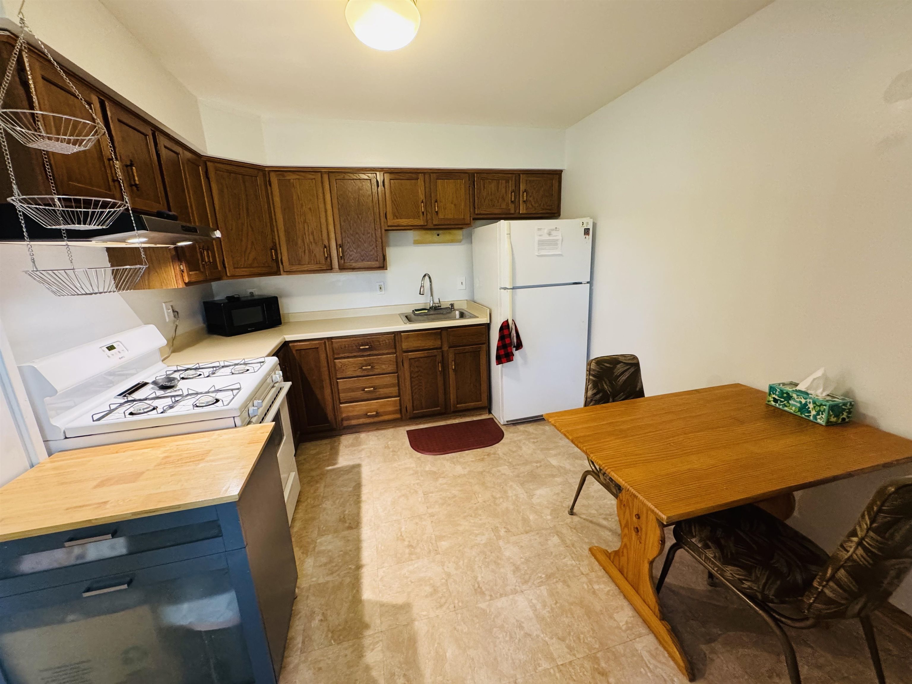 1128 County Rd C Arkdale, WI 54613 - Photo 13 of 57