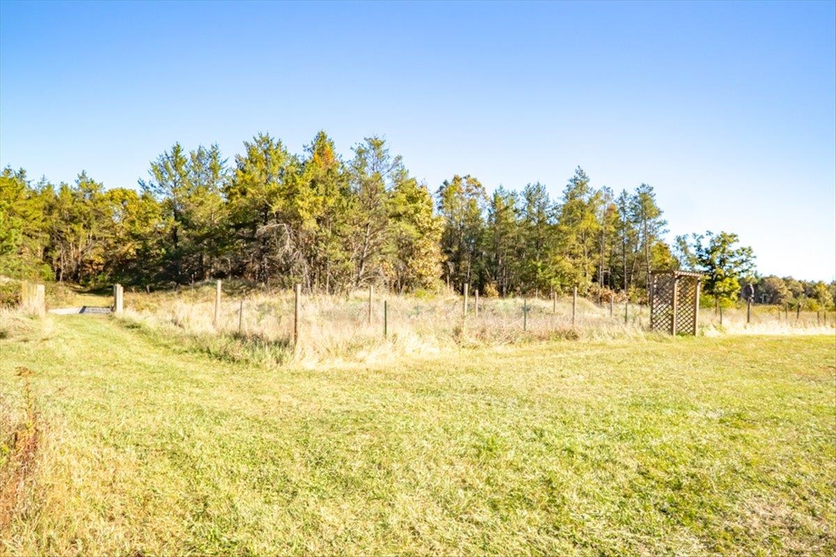 1128 County Rd C Arkdale, WI 54613 - Photo 6 of 57