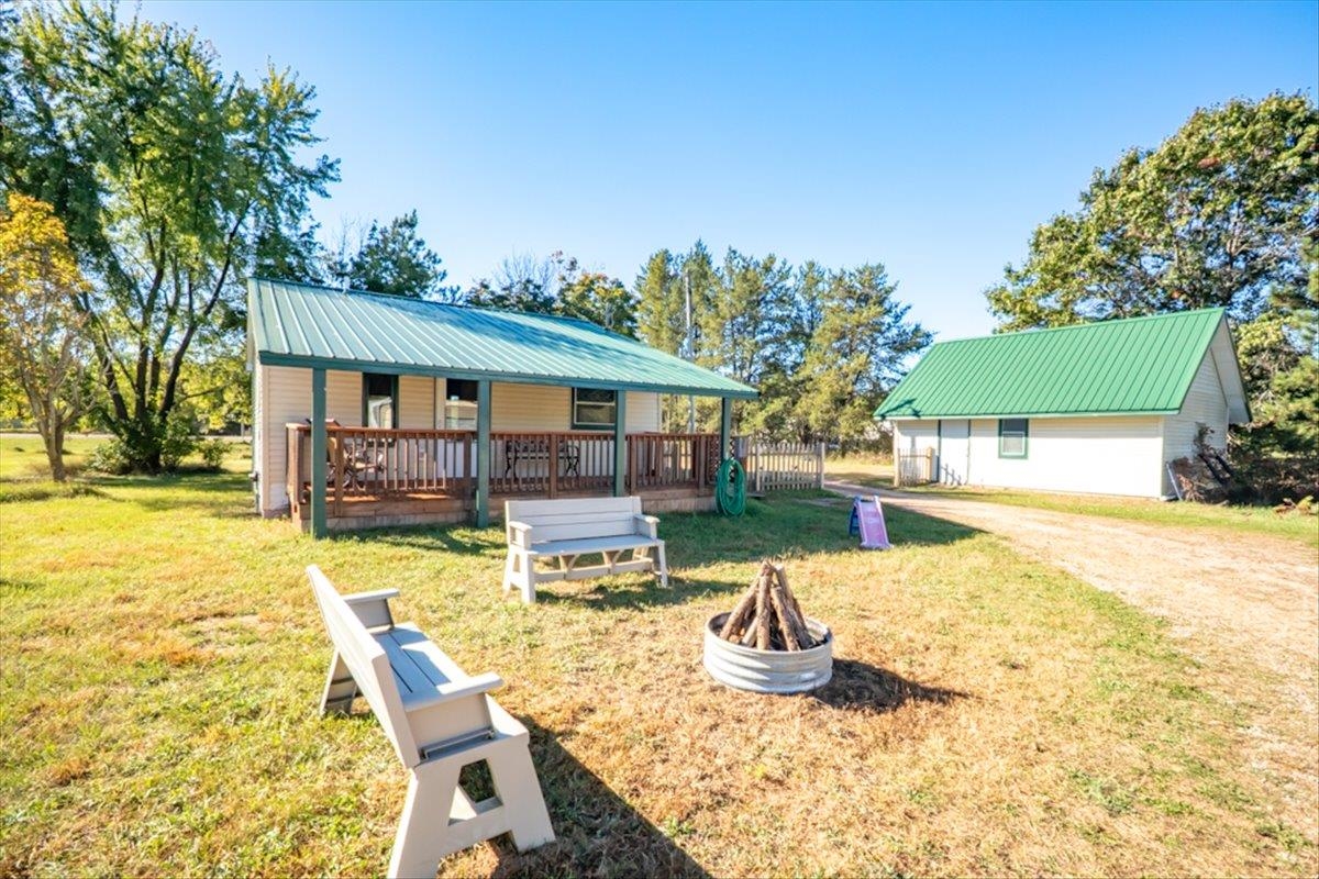 1128 County Rd C Arkdale, WI 54613 - Photo 8 of 57