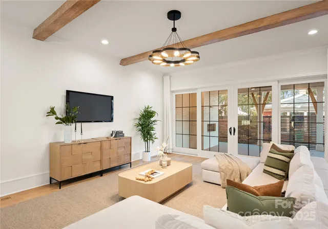 $1,995,000 | 4142 Pineview Road, Charlotte, NC 28211