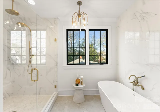 $1,995,000 | 4142 Pineview Road, Charlotte, NC 28211