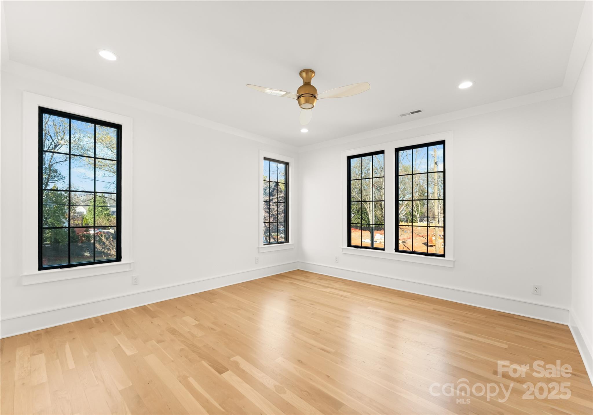 4142 Pineview Road Charlotte, NC 28211 - Photo 28 of 38 a view of an empty room with a window