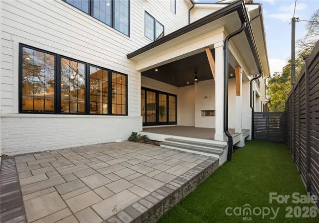 $1,995,000 | 4142 Pineview Road, Charlotte, NC 28211