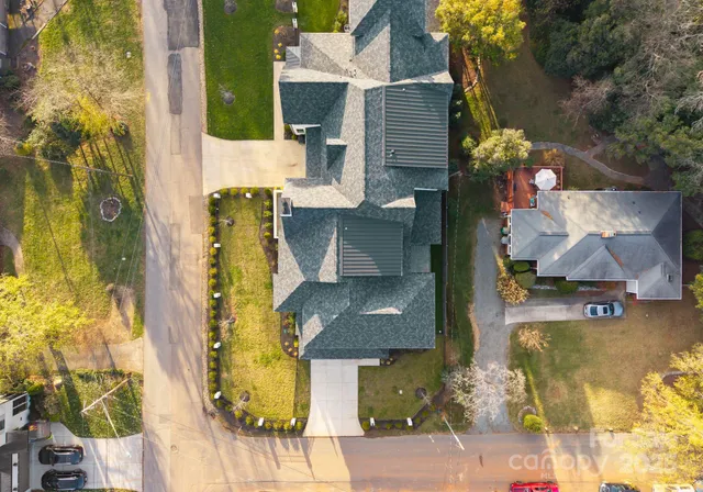 $1,995,000 | 4142 Pineview Road, Charlotte, NC 28211