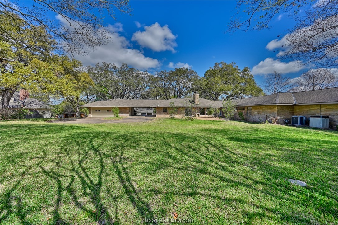 1500 Key Street Brenham, TX 77833 - Photo 5 of 41 a view of a house with a big yard
