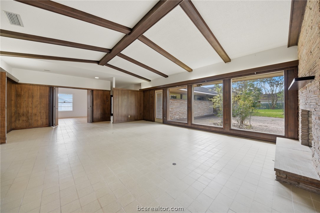1500 Key Street Brenham, TX 77833 - Photo 9 of 41 a view of an empty room with a window
