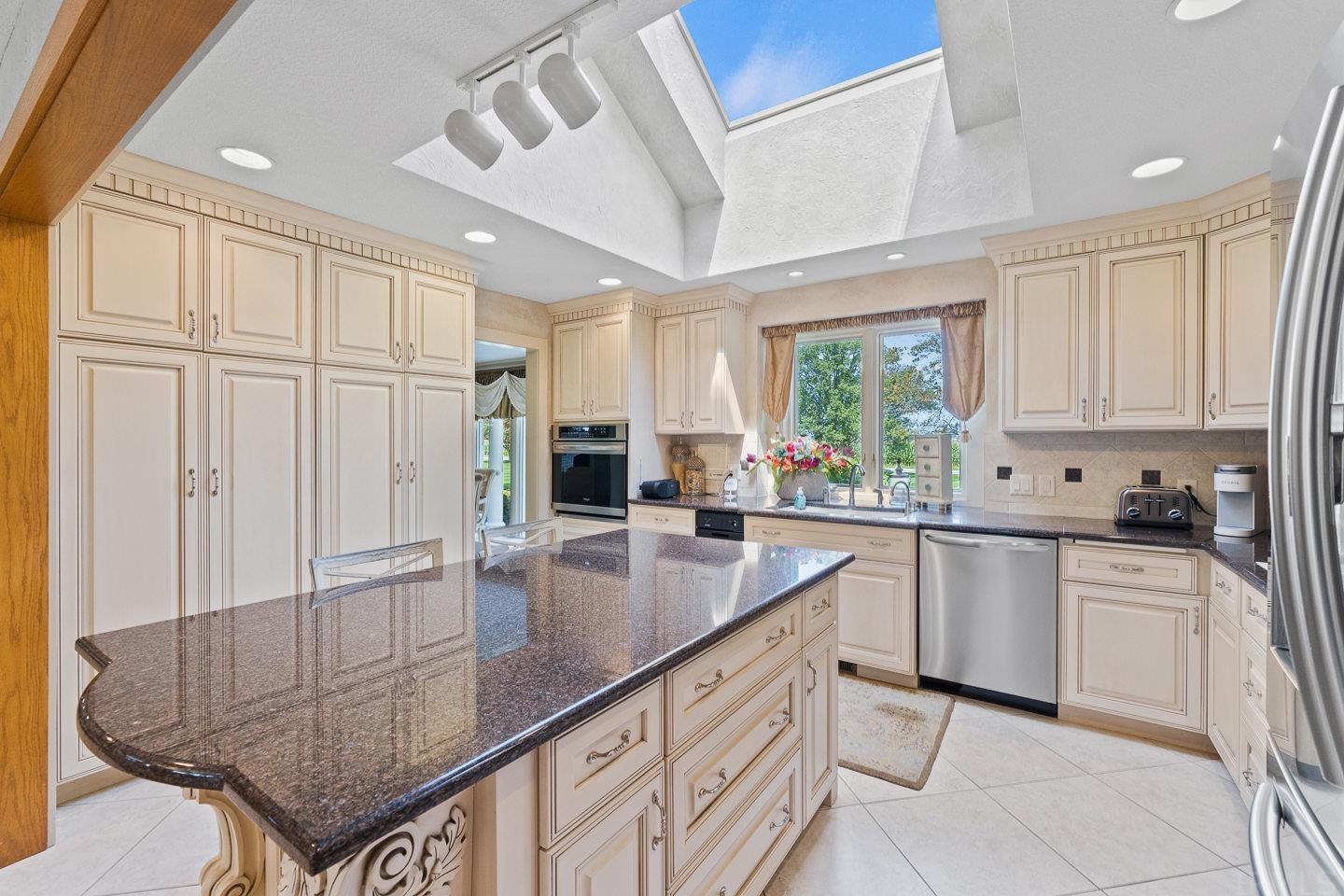 18522 Darling Road Woodburn, IN 46797 - Photo 26 of 36