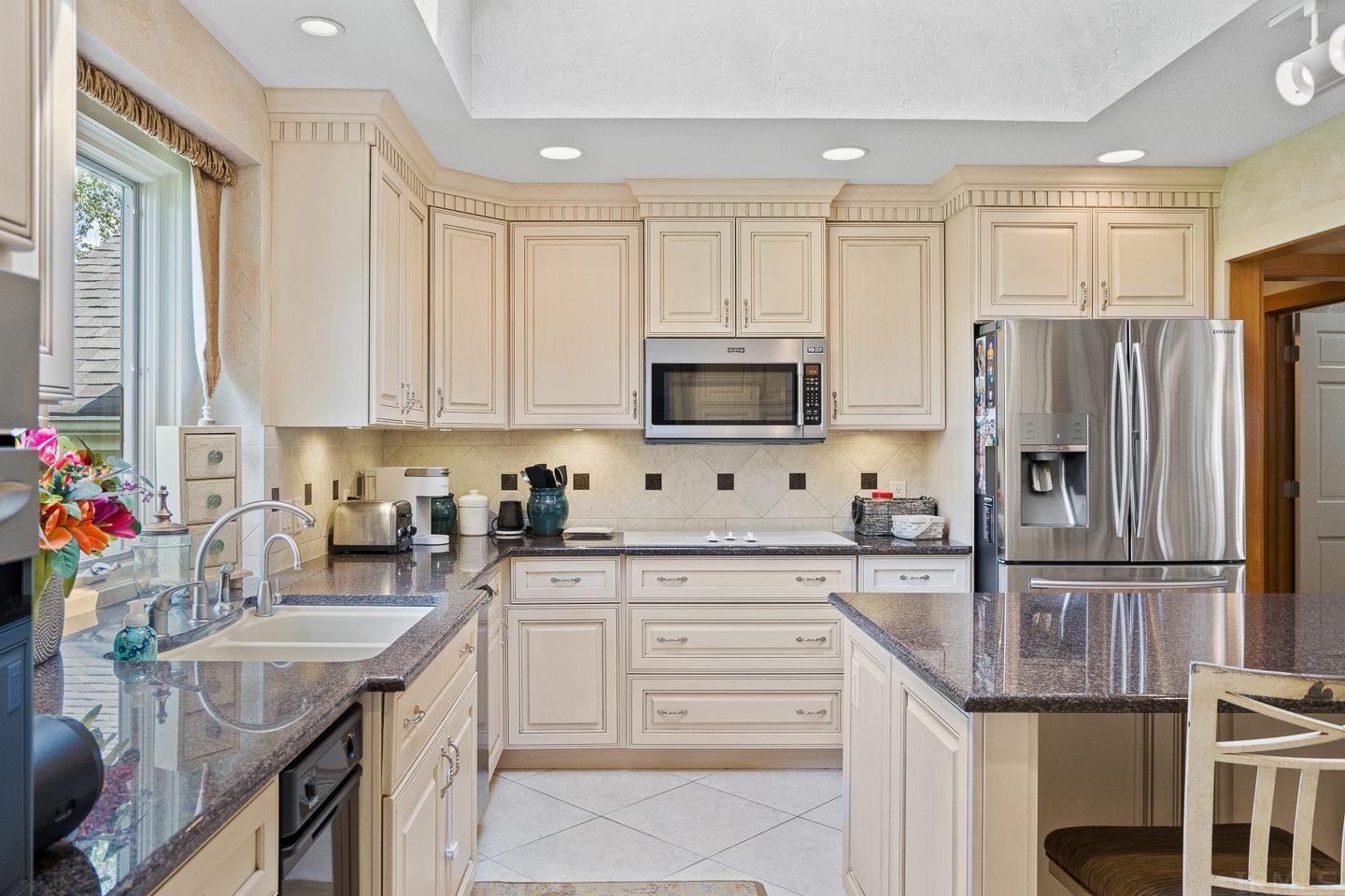 18522 Darling Road Woodburn, IN 46797 - Photo 27 of 36