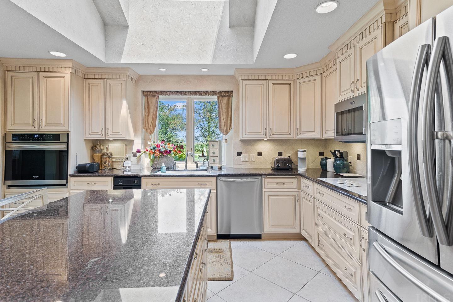 18522 Darling Road Woodburn, IN 46797 - Photo 28 of 36