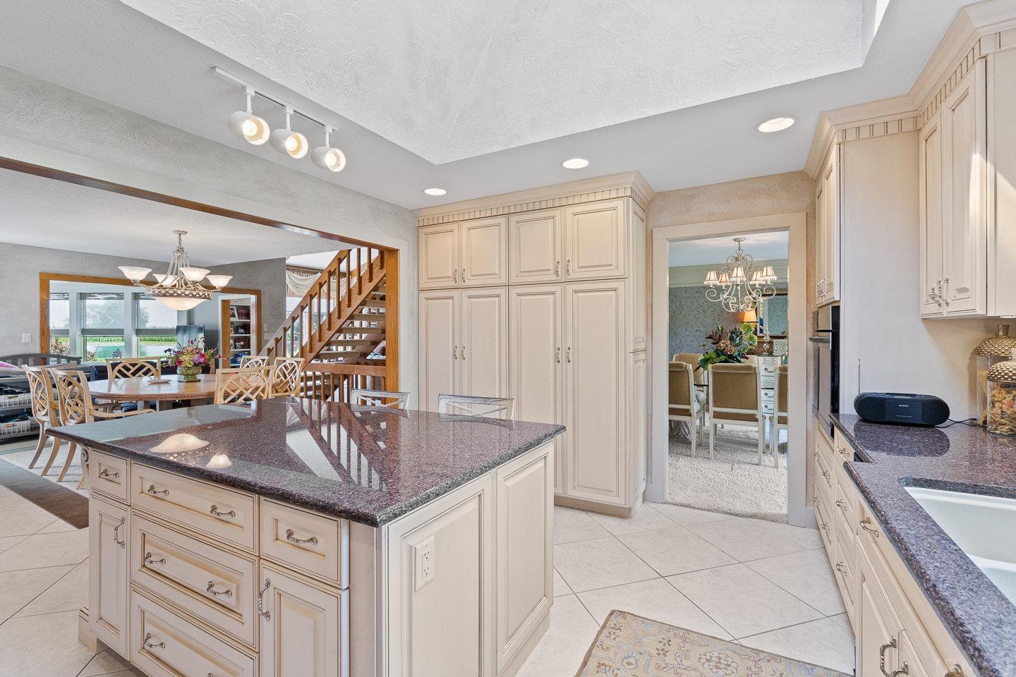 18522 Darling Road Woodburn, IN 46797 - Photo 29 of 36