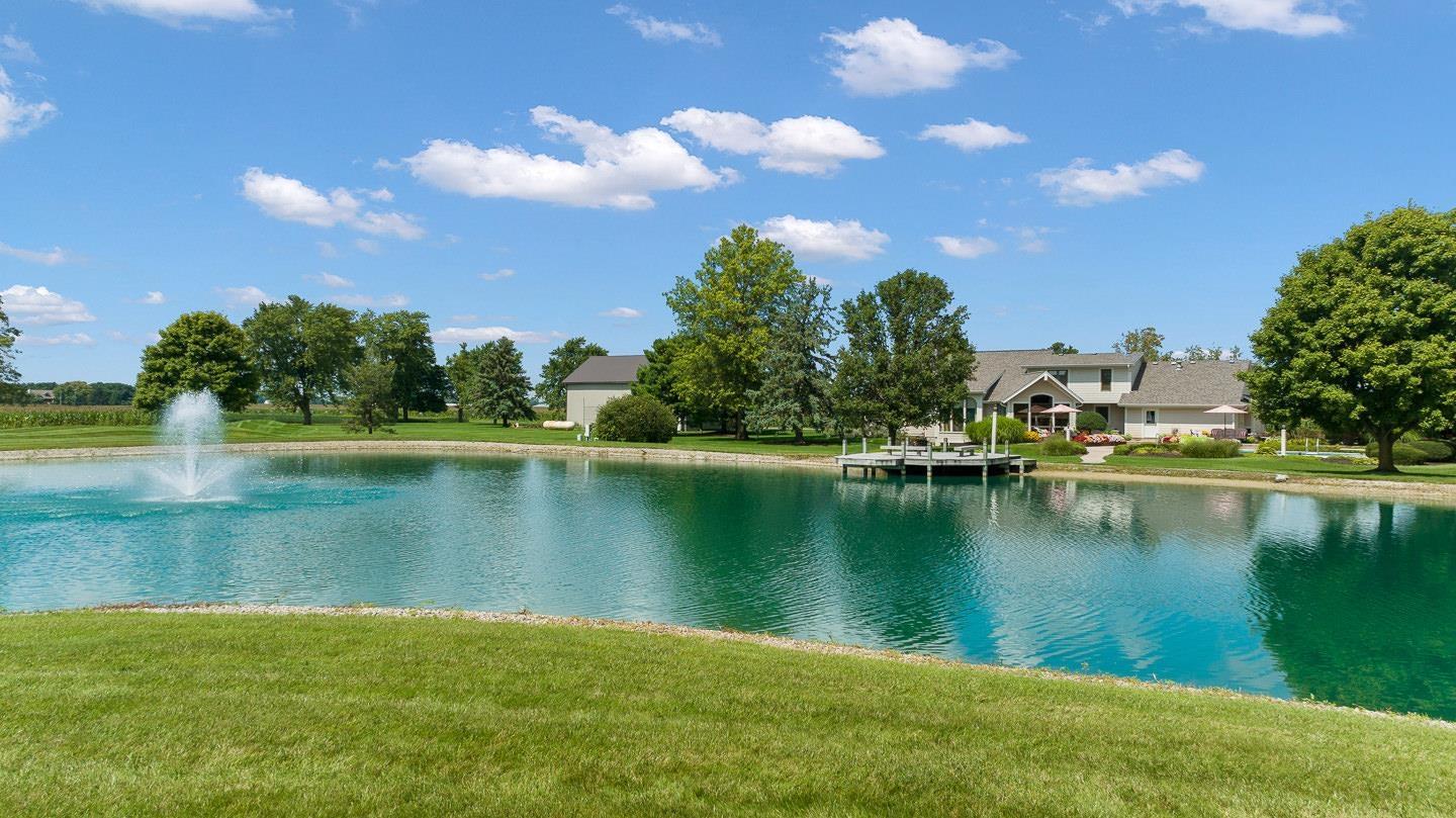 18522 Darling Road Woodburn, IN 46797 - Photo 4 of 36