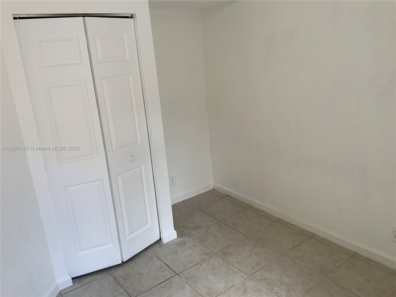 8110 Severn Drive, Unit C Boca Raton, FL 33433 - Photo 7 of 31 a view of a small space