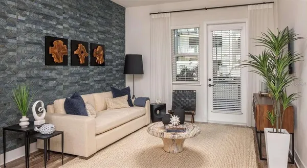 $4,738 | 5127 West Tyson Avenue, Unit TH3, Tampa, FL 33611
