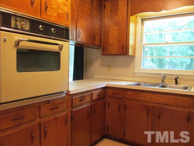 3601 Donna Road Raleigh, NC 27604 - Photo 10 of 25